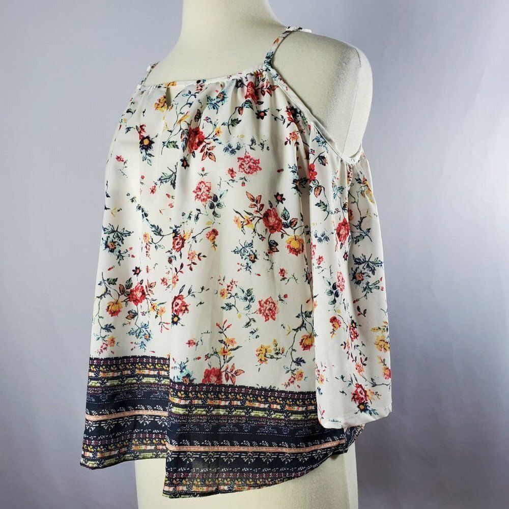 Zyra Halter-Style, Cold Shouldered Floral Top With Sleeves - Picture 2 of 13